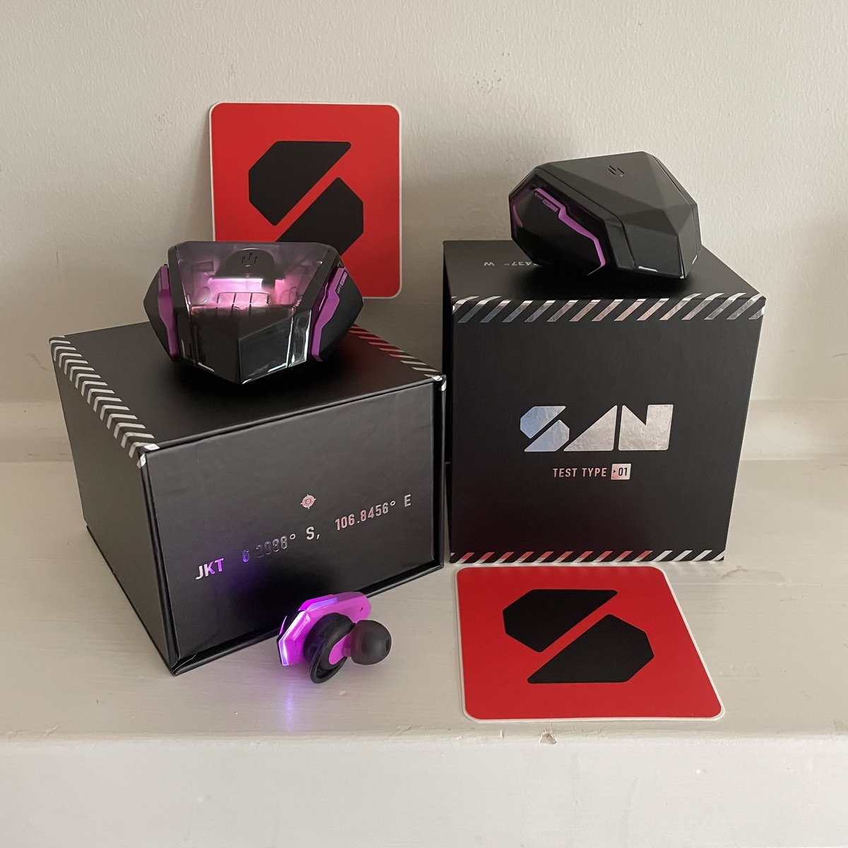 Final product: SANWEAR-GT on top of SANWEAR TT-01 boxes